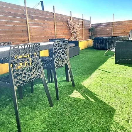 דירה ! New Prestige Loft Climatise Terrasse Jacuzzi ! Pont-à-Mousson