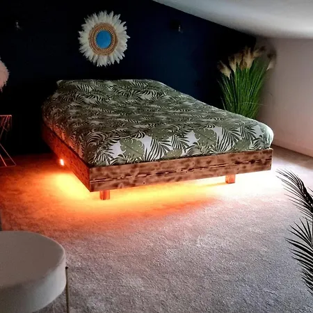 ! New Prestige Loft Climatise Terrasse Jacuzzi ! *