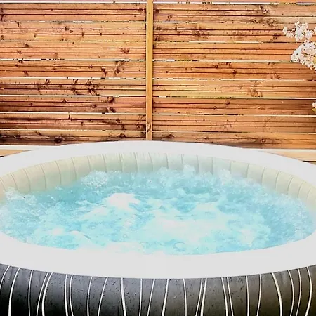 ! New Prestige Loft Climatise Terrasse Jacuzzi ! * Pont-a-Mousson